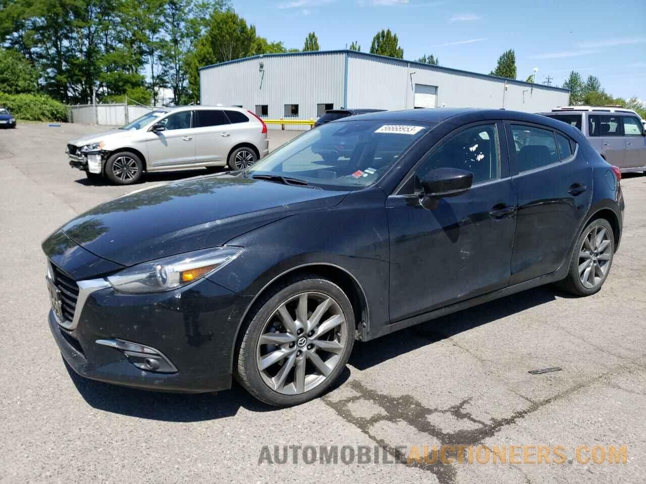 3MZBN1M33JM175035 MAZDA 3 2018