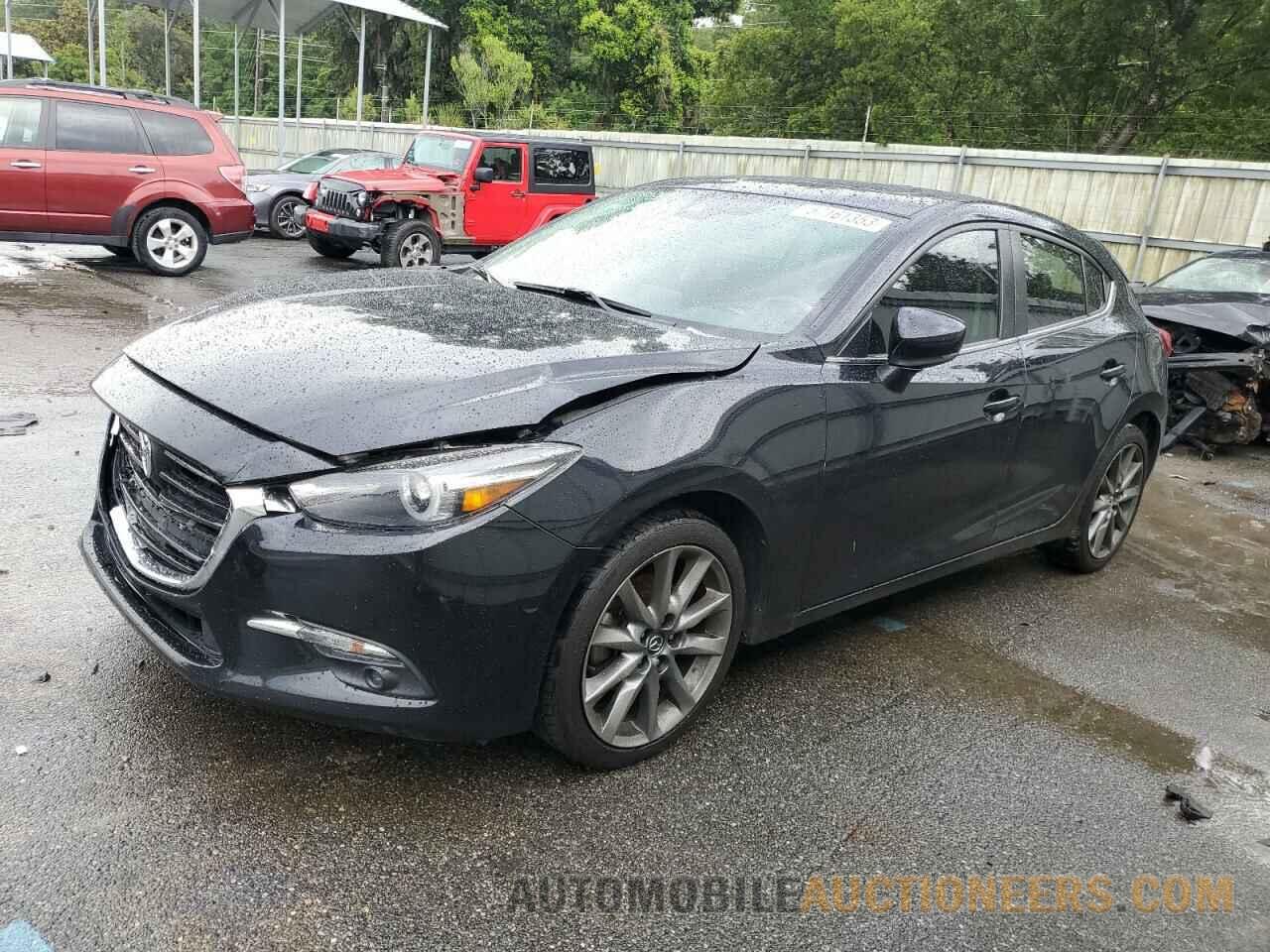 3MZBN1M33JM233239 MAZDA 3 2018