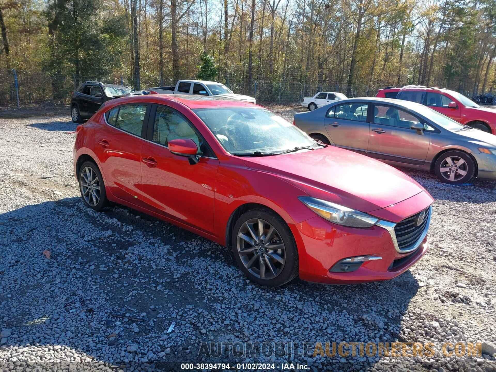 3MZBN1M36JM188569 MAZDA 3 2018