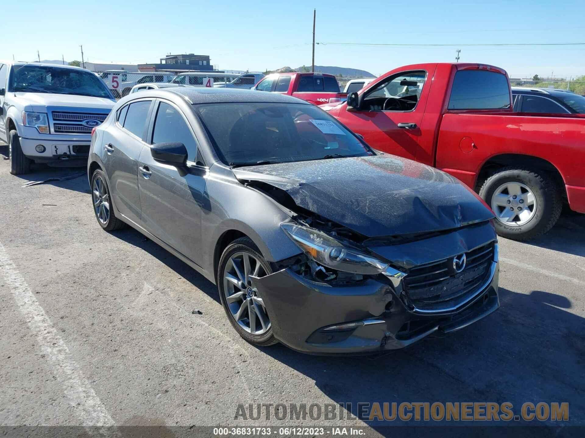 3MZBN1M38JM169070 MAZDA MAZDA3 5-DOOR 2018