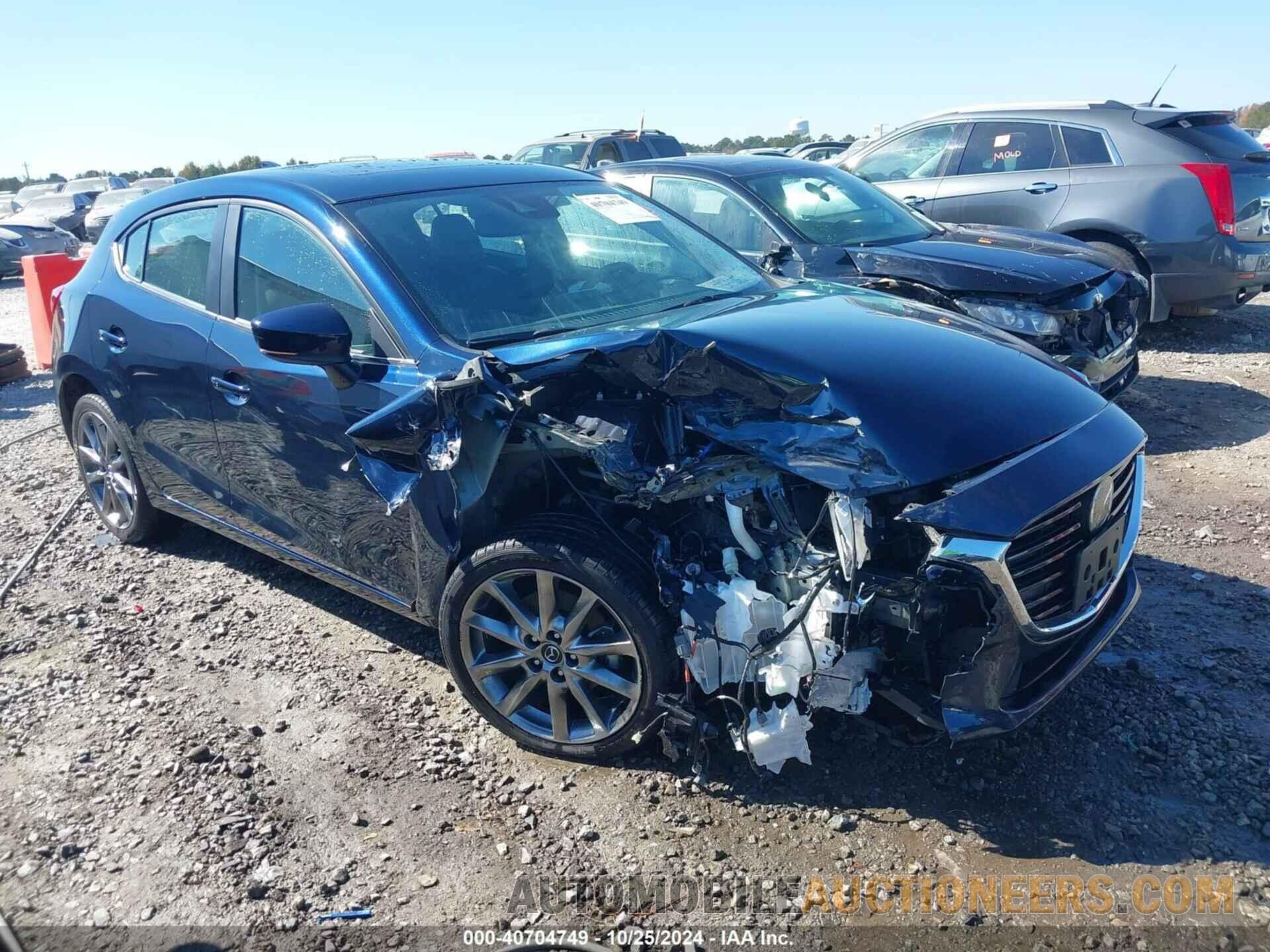 3MZBN1M38JM223483 MAZDA 3 2018