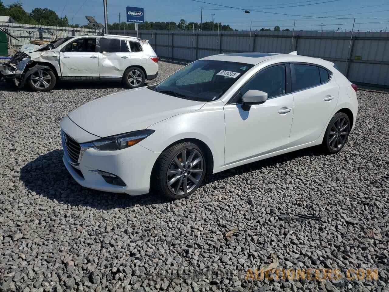 3MZBN1M38JM251199 MAZDA 3 2018