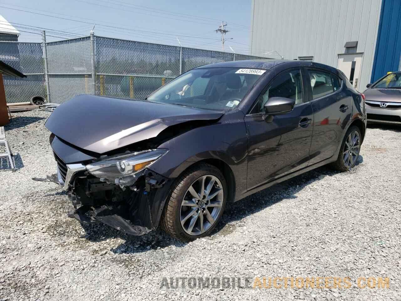 3MZBN1M3XJM209343 MAZDA 3 2018