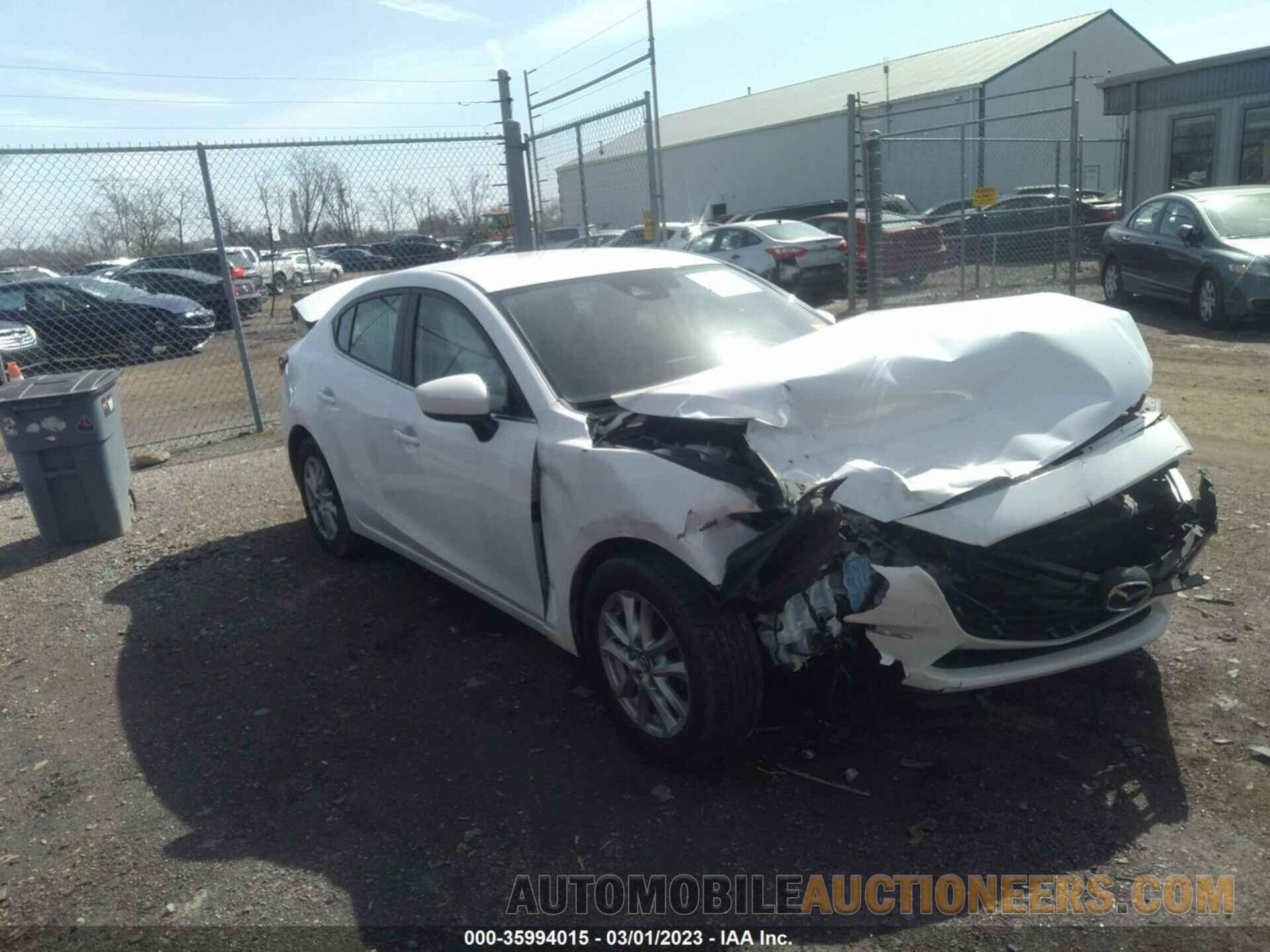 3MZBN1U70JM186402 MAZDA MAZDA3 4-DOOR 2018