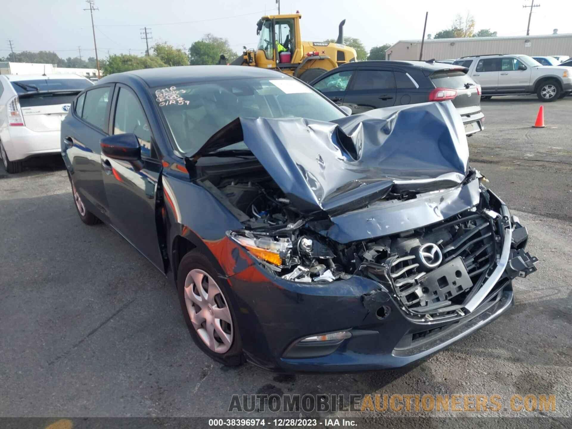 3MZBN1U71JM225594 MAZDA 3 2018