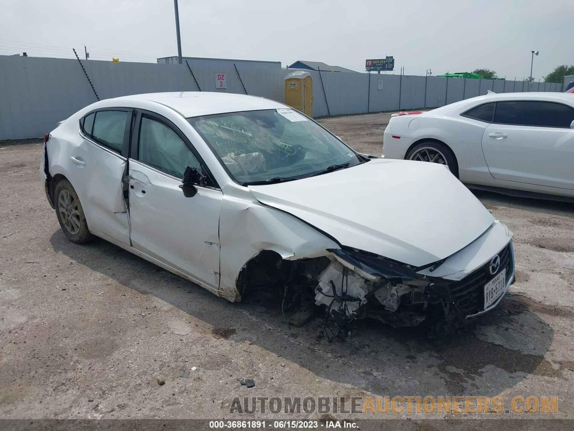 3MZBN1U72JM161162 MAZDA MAZDA3 4-DOOR 2018