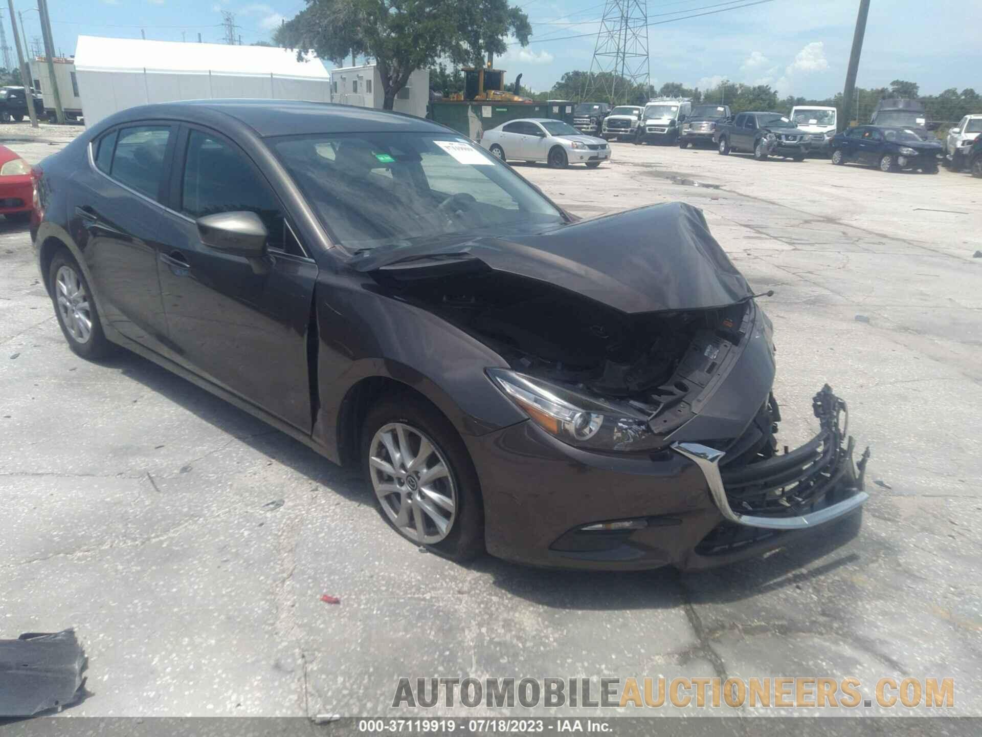 3MZBN1U72JM161324 MAZDA MAZDA3 4-DOOR 2018