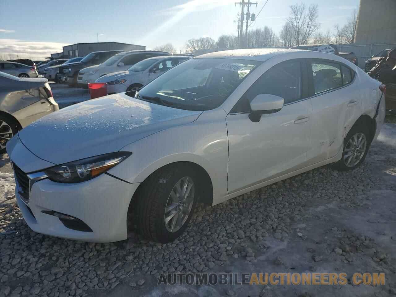 3MZBN1U72JM262444 MAZDA 3 2018