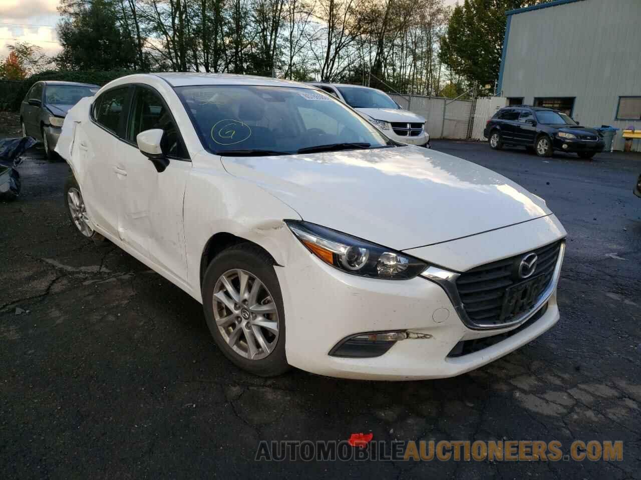 3MZBN1U72JM267272 MAZDA 3 2018