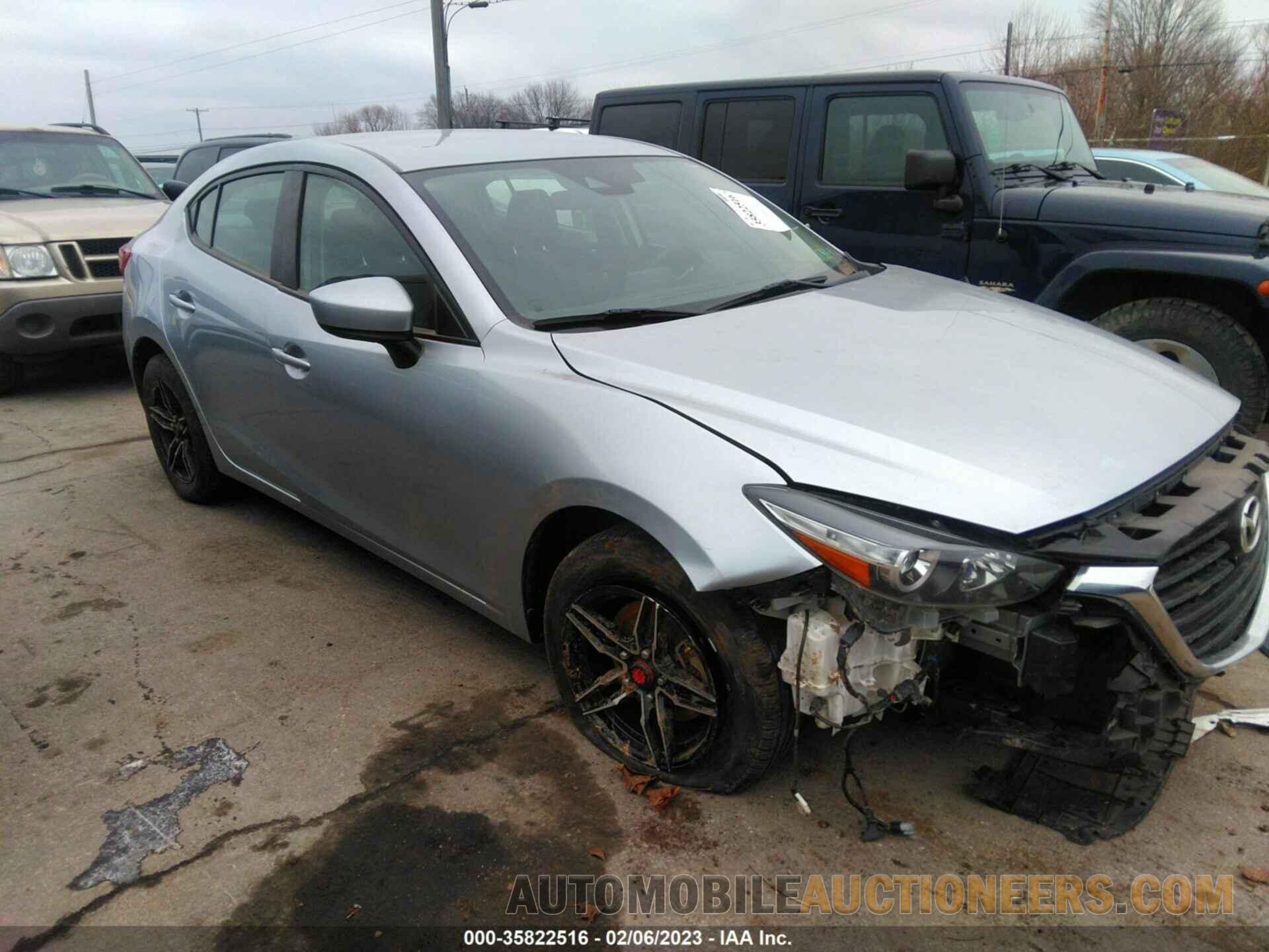 3MZBN1U74JM203007 MAZDA MAZDA3 4-DOOR 2018