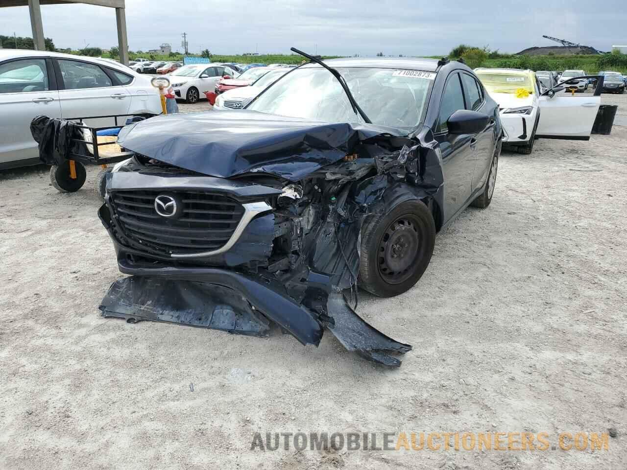 3MZBN1U75JM192700 MAZDA 3 2018