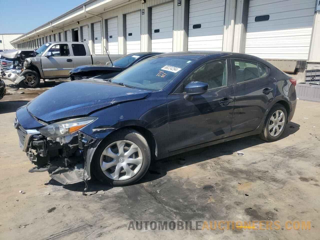 3MZBN1U75JM210516 MAZDA 3 2018