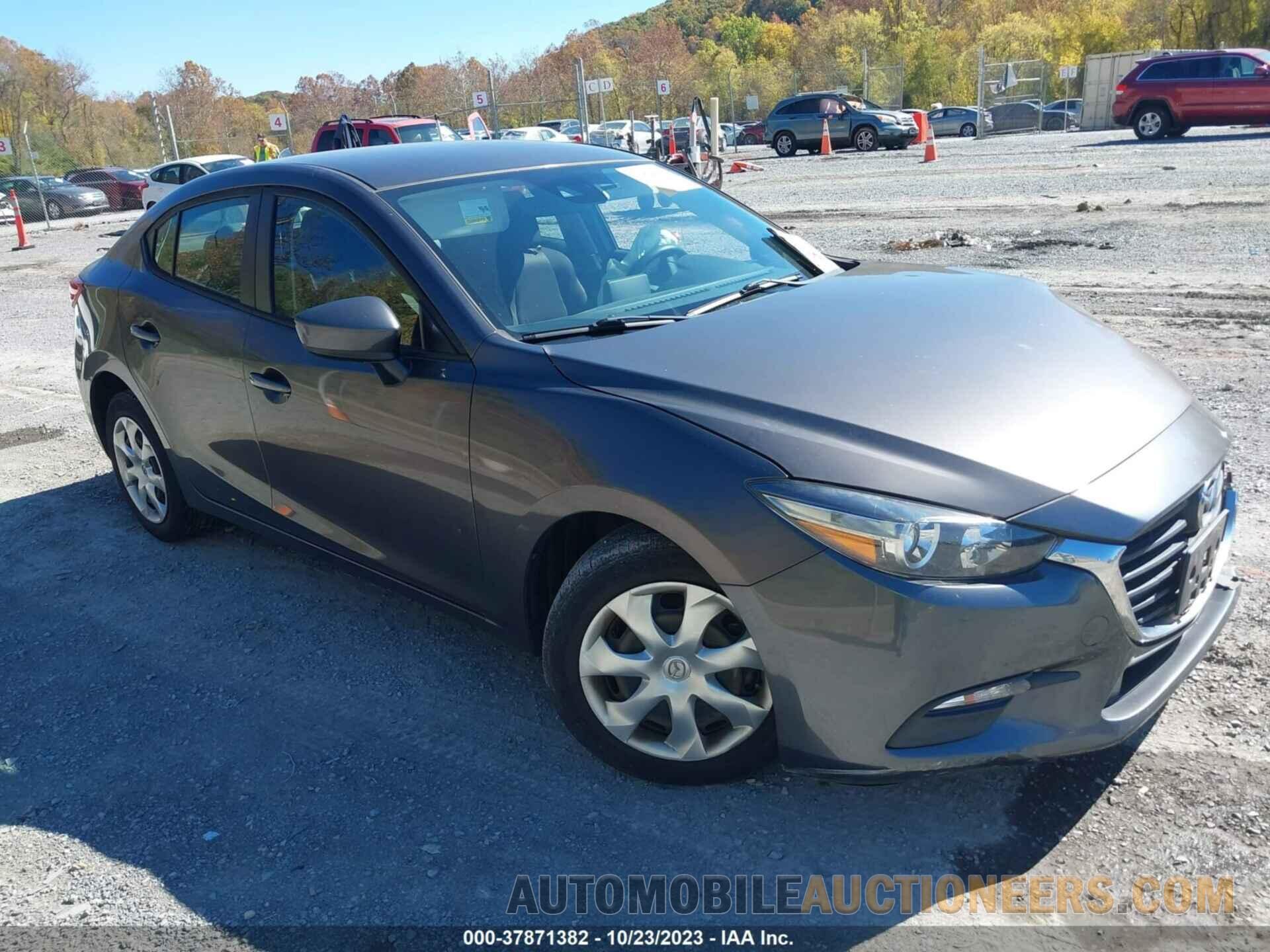 3MZBN1U76JM212517 MAZDA MAZDA3 4-DOOR 2018