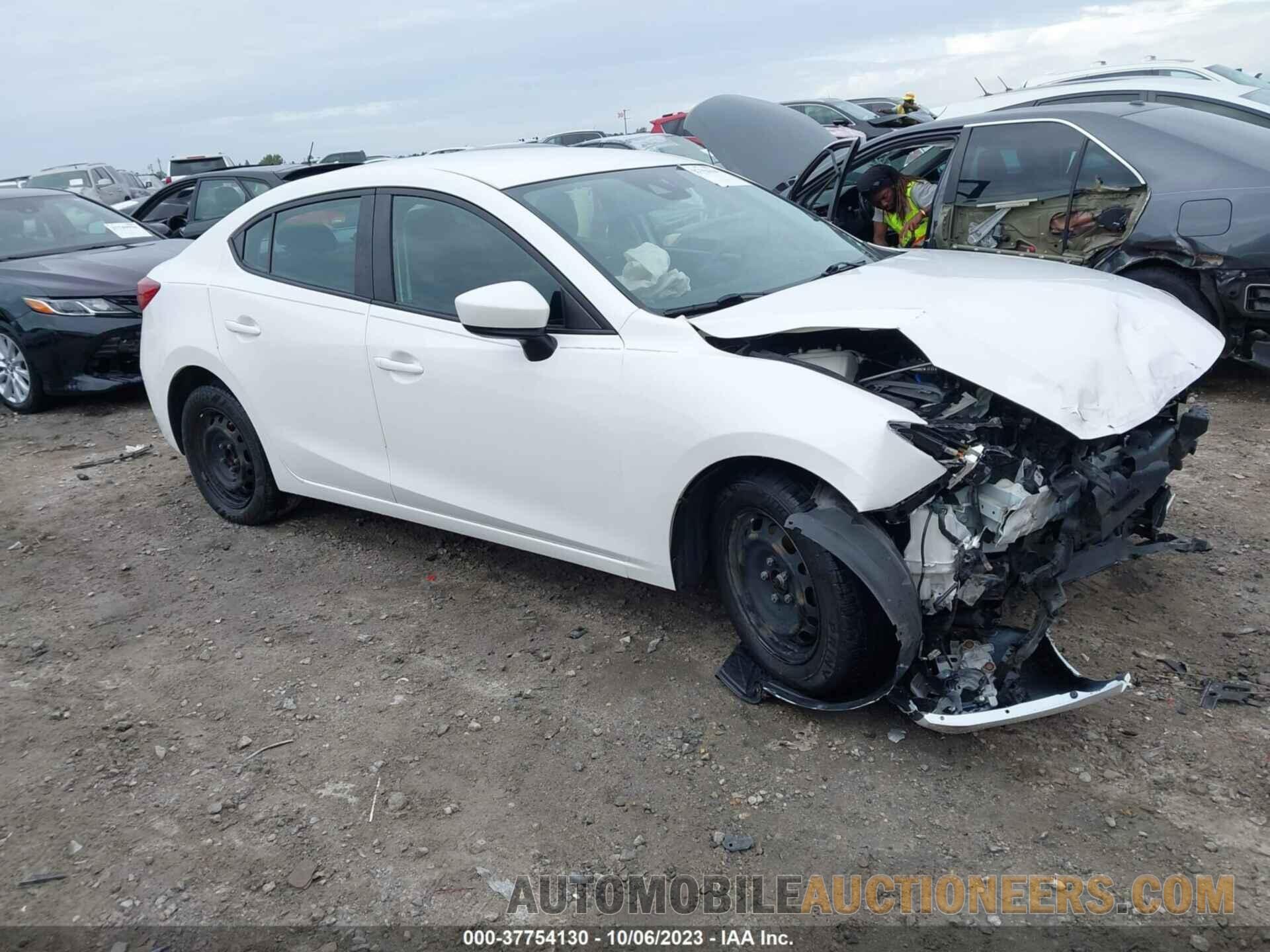 3MZBN1U76JM226997 MAZDA MAZDA3 2018