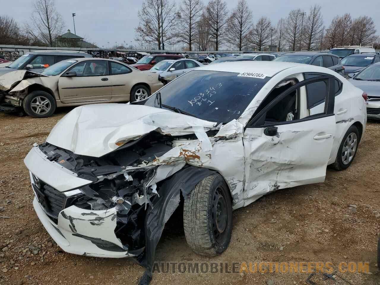 3MZBN1U76JM240527 MAZDA 3 2018