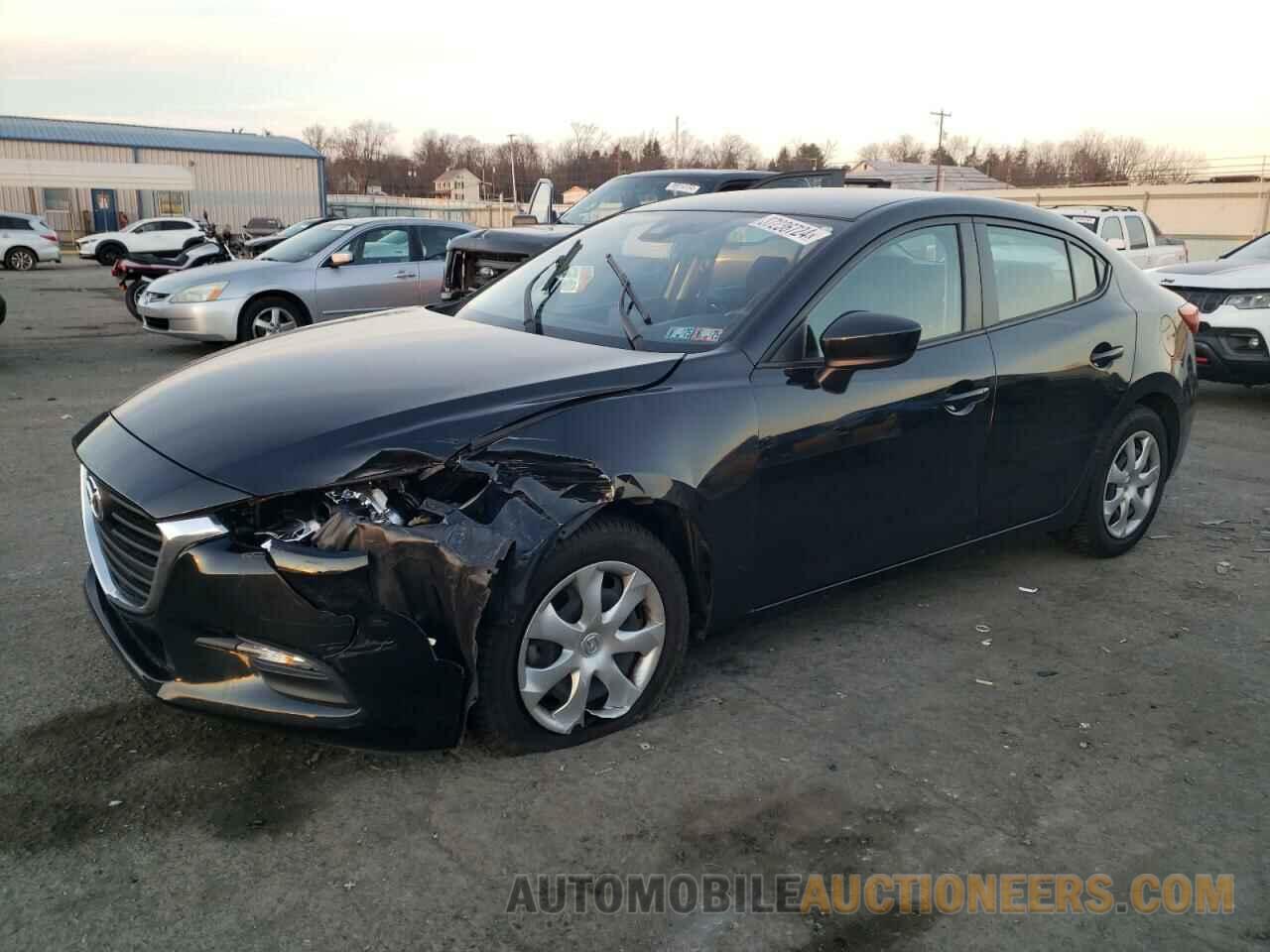 3MZBN1U76JM266464 MAZDA 3 2018