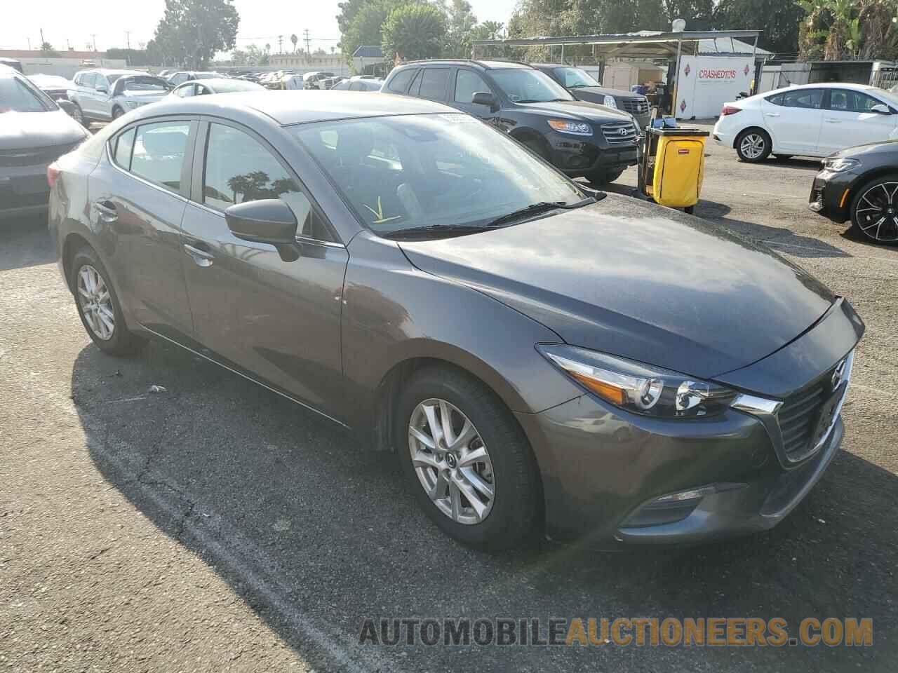 3MZBN1U77JM243050 MAZDA 3 2018