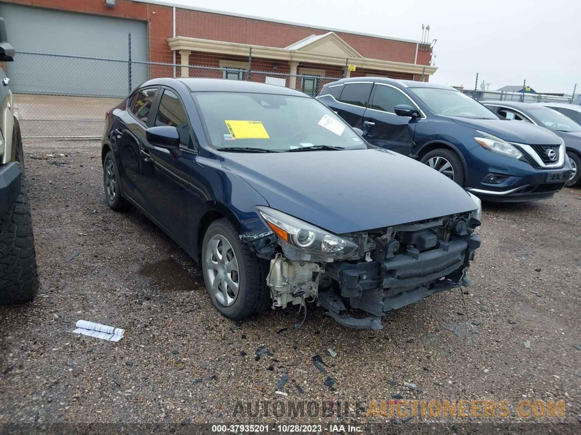 3MZBN1U78JM222725 MAZDA 3 2018