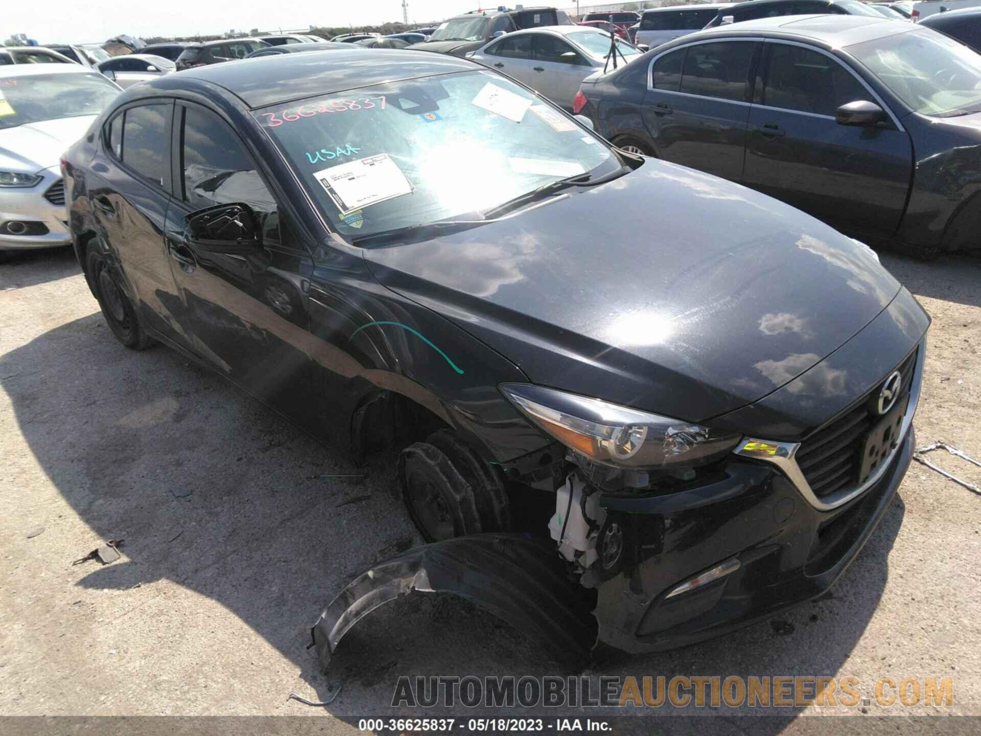 3MZBN1U78JM236060 MAZDA MAZDA3 4-DOOR 2018