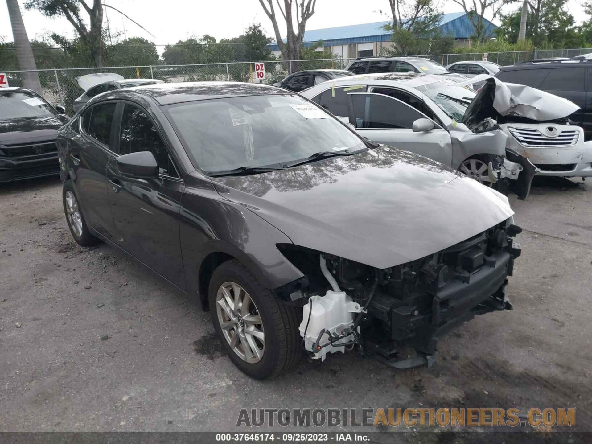 3MZBN1U79JM192408 MAZDA MAZDA3 4-DOOR 2018