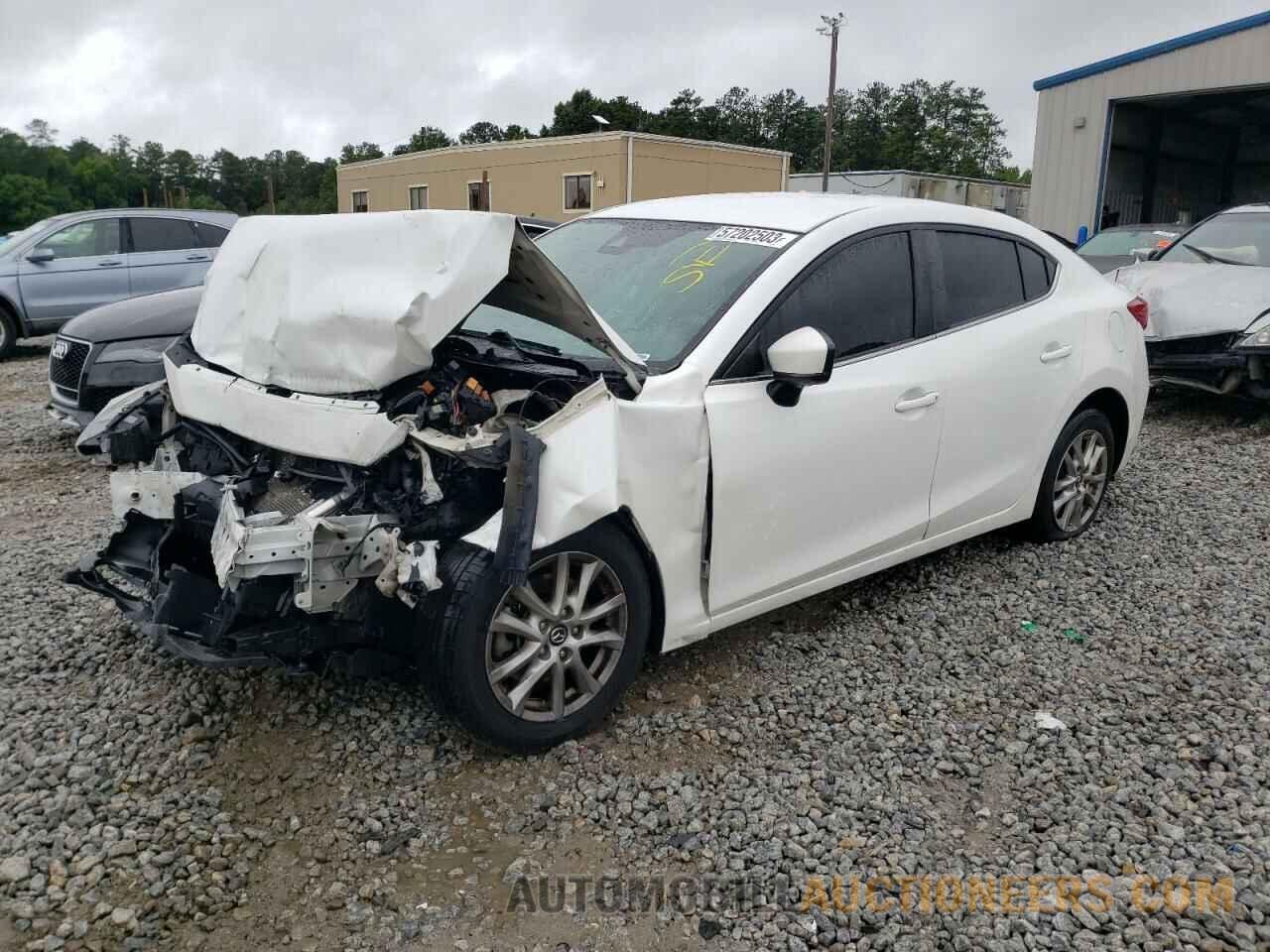 3MZBN1U79JM212947 MAZDA 3 2018