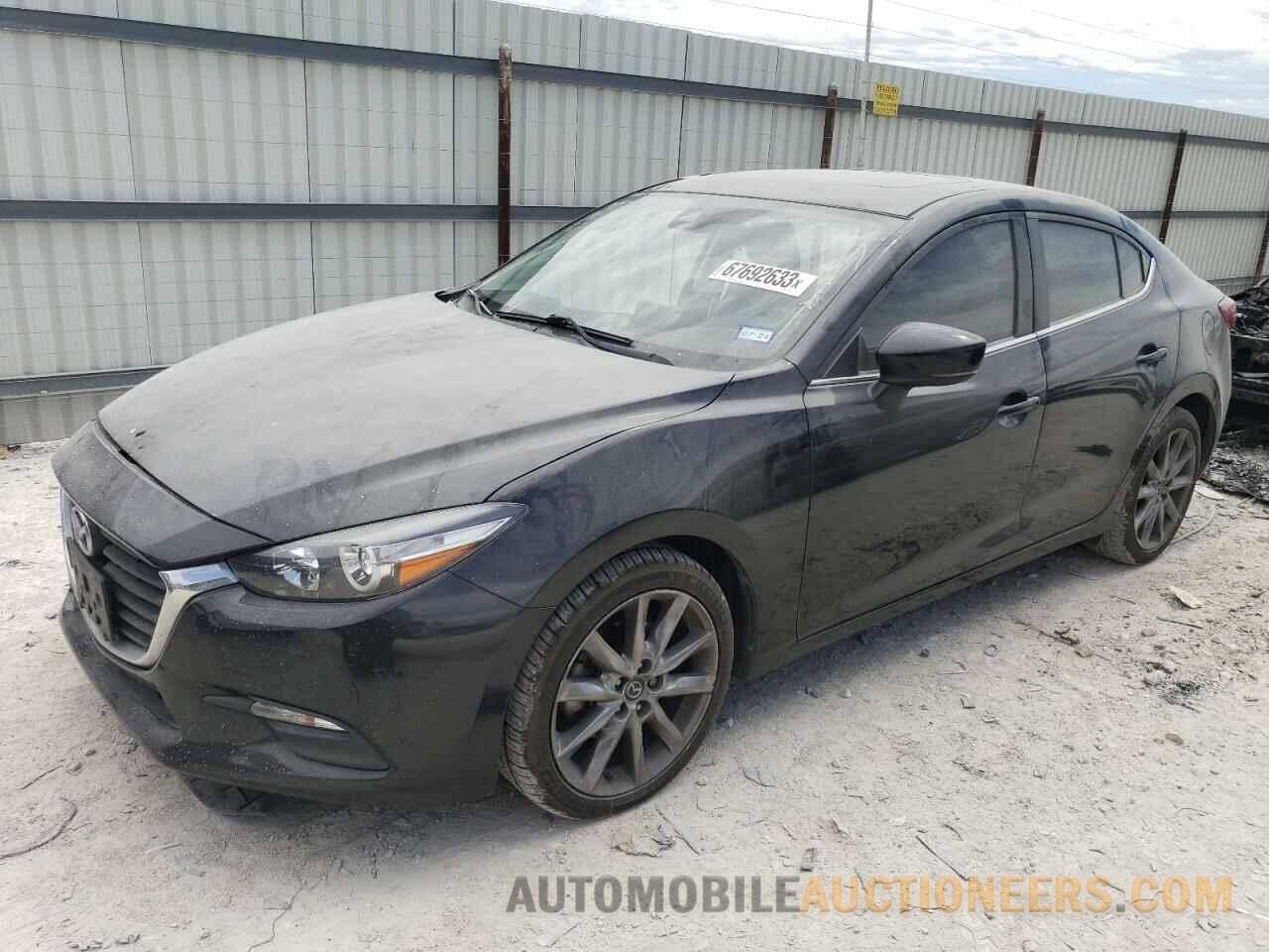 3MZBN1V30JM215702 MAZDA 3 2018