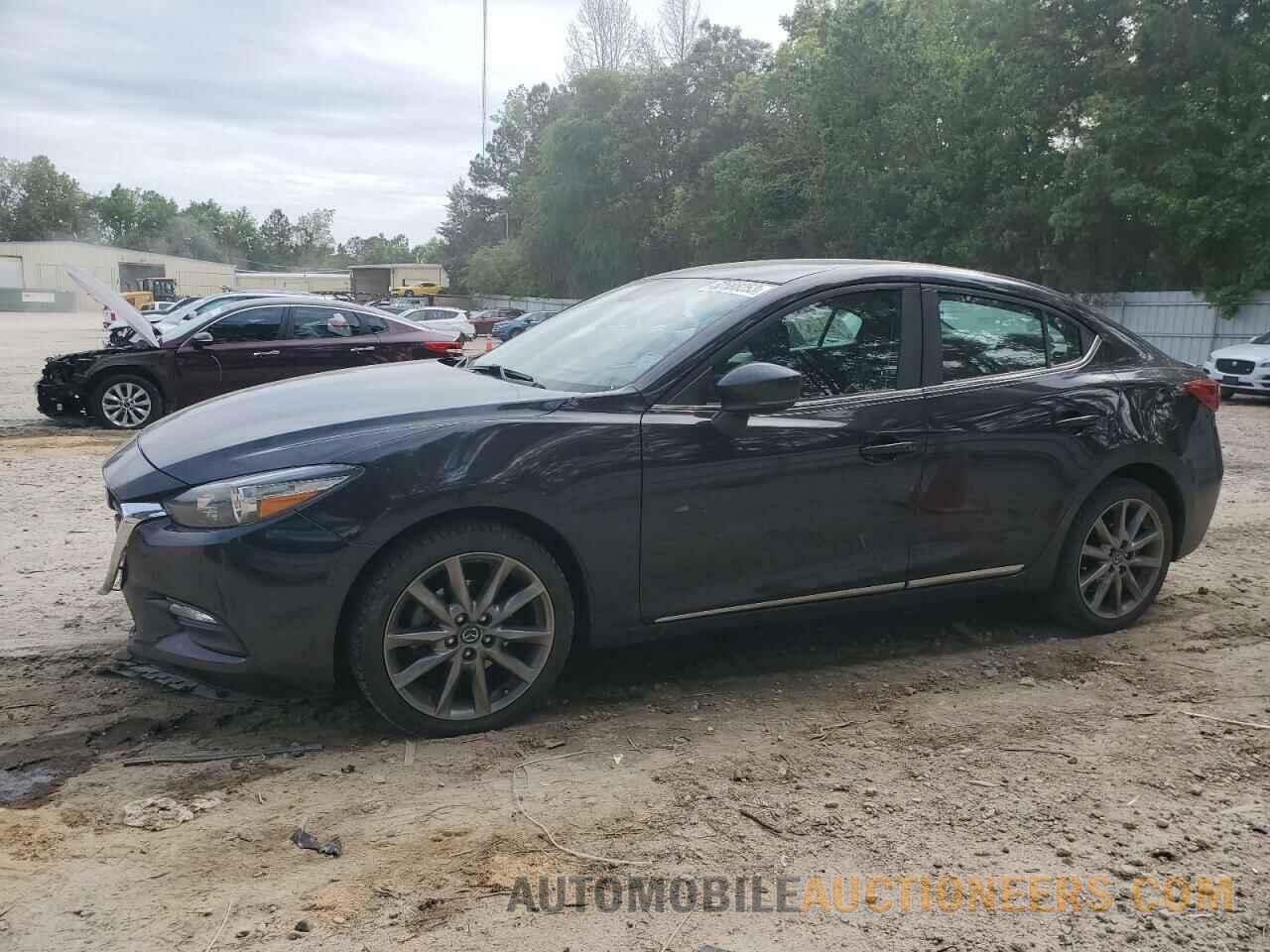 3MZBN1V30JM251292 MAZDA 3 2018