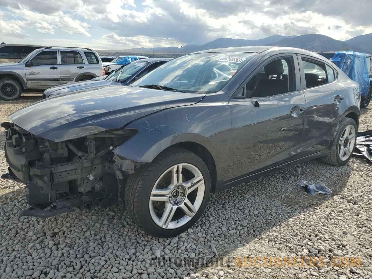 3MZBN1V31JM273916 MAZDA 3 2018