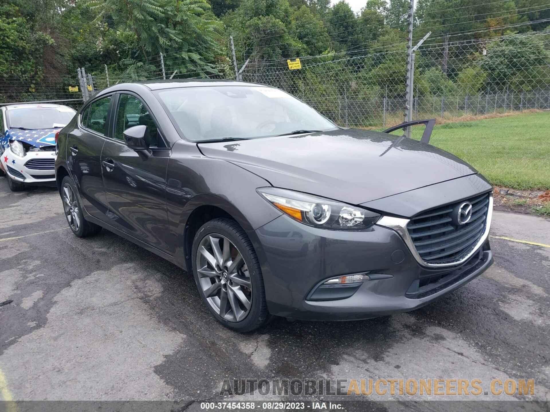 3MZBN1V32JM251696 MAZDA MAZDA3 4-DOOR 2018