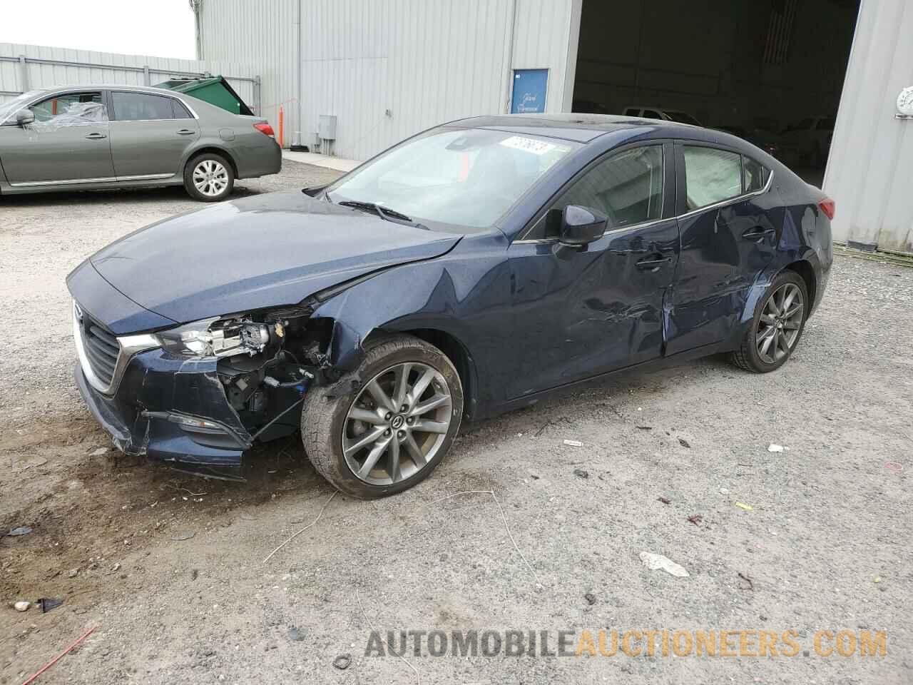 3MZBN1V32JM257563 MAZDA 3 2018