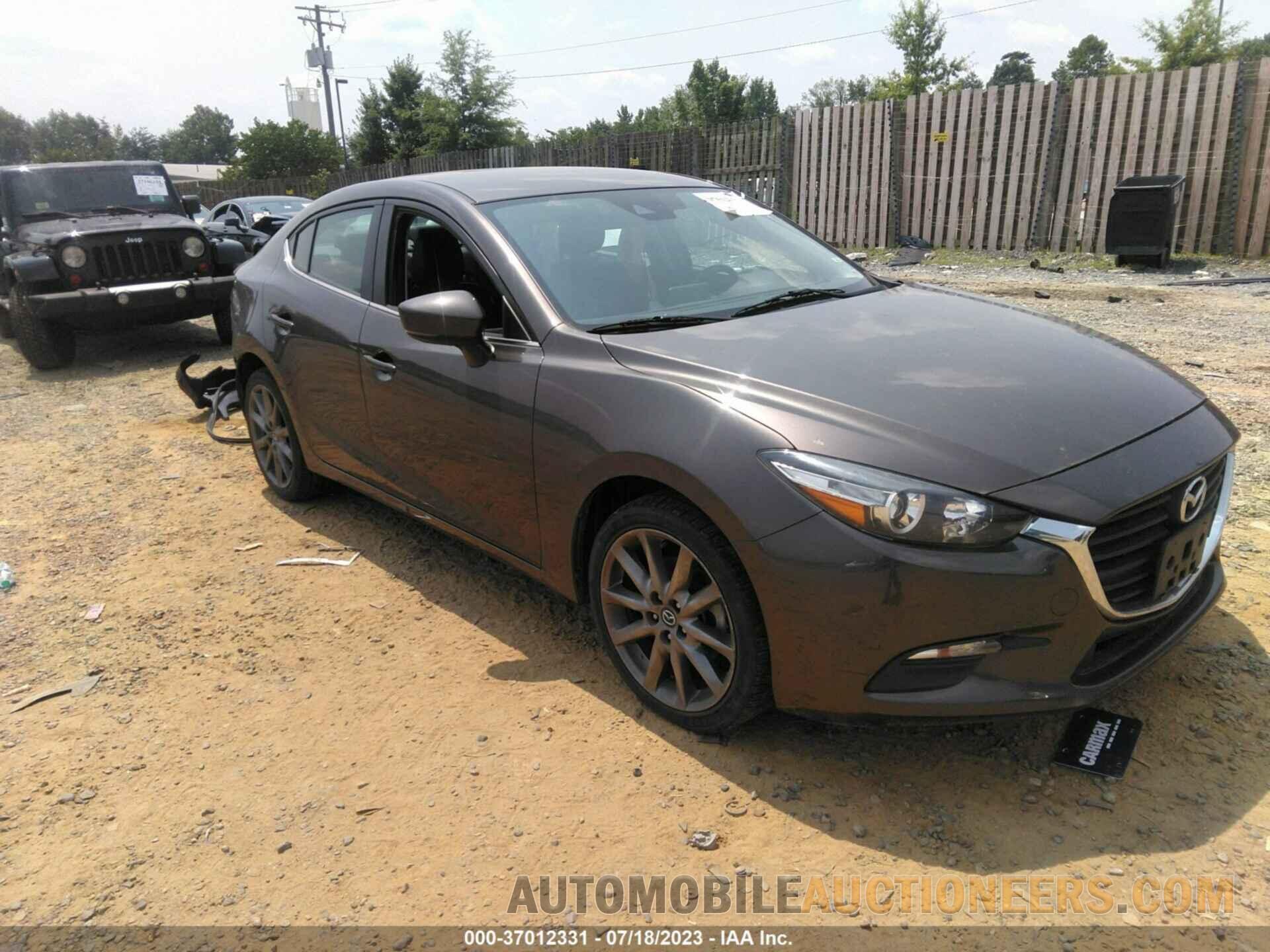 3MZBN1V33JM158928 MAZDA MAZDA3 4-DOOR 2018