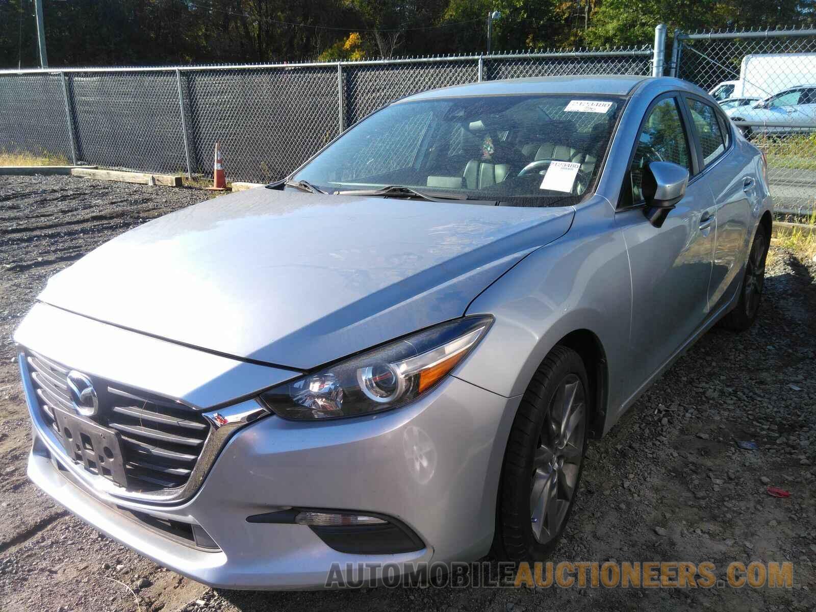 3MZBN1V33JM181075 Mazda Mazda3 4-Door 2018