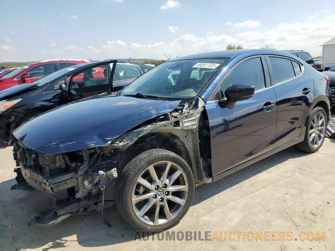 3MZBN1V34JM256351 MAZDA 3 2018