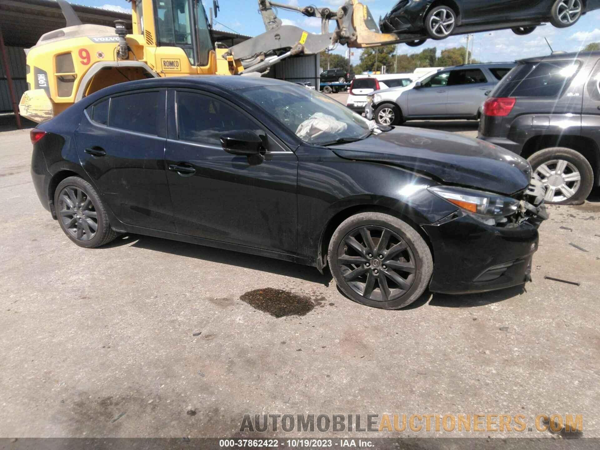 3MZBN1V35JM195091 MAZDA MAZDA3 2018