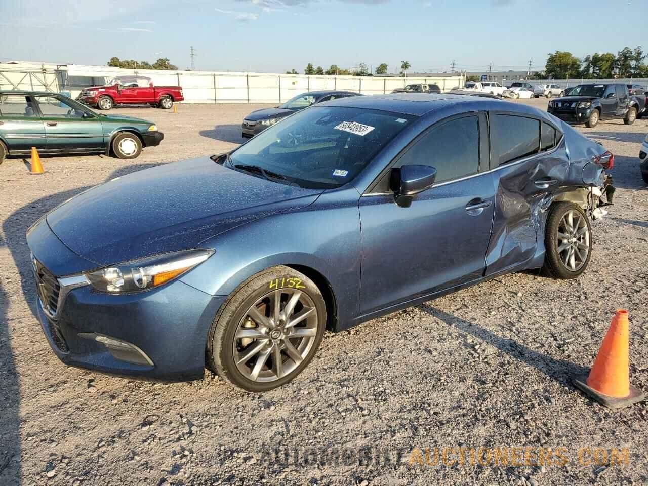 3MZBN1V36JM168966 MAZDA 3 2018