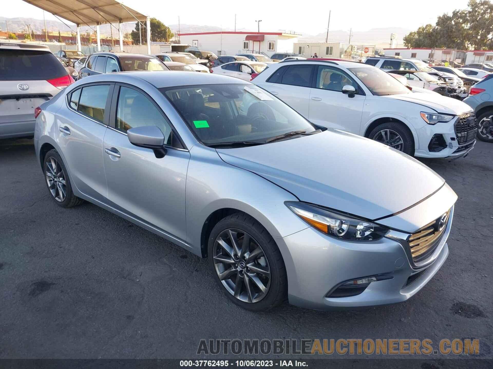 3MZBN1V36JM206812 MAZDA 3 2018