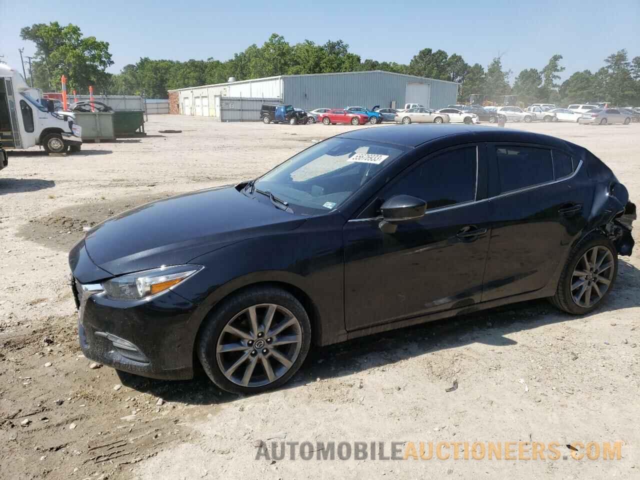 3MZBN1V38JM208982 MAZDA 3 2018