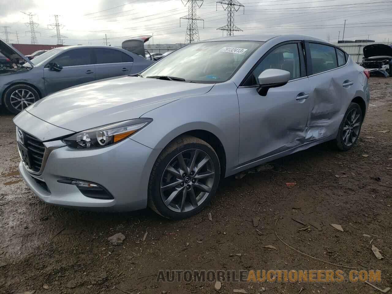 3MZBN1V38JM263299 MAZDA 3 2018