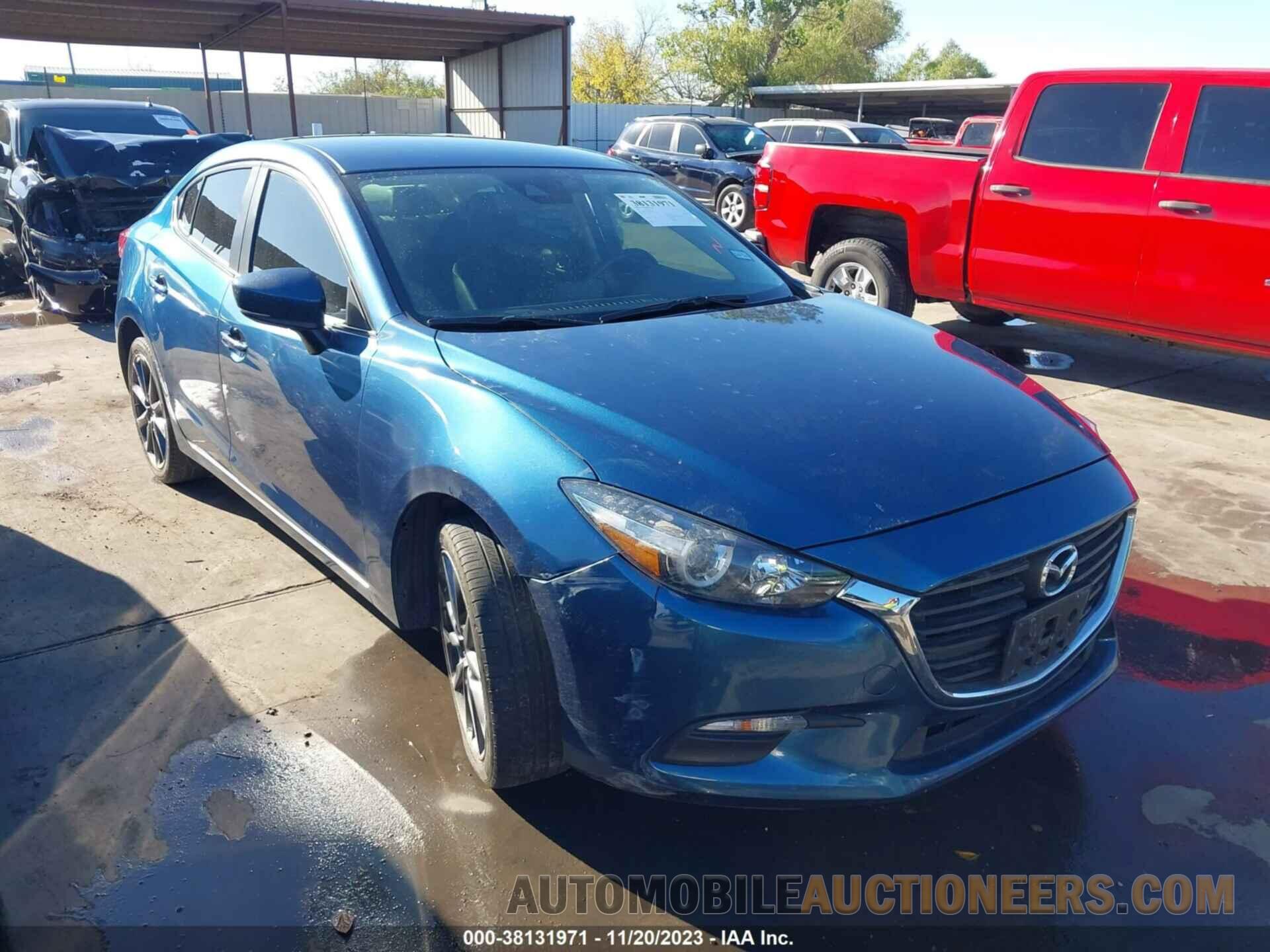 3MZBN1V38JM272519 MAZDA MAZDA3 2018