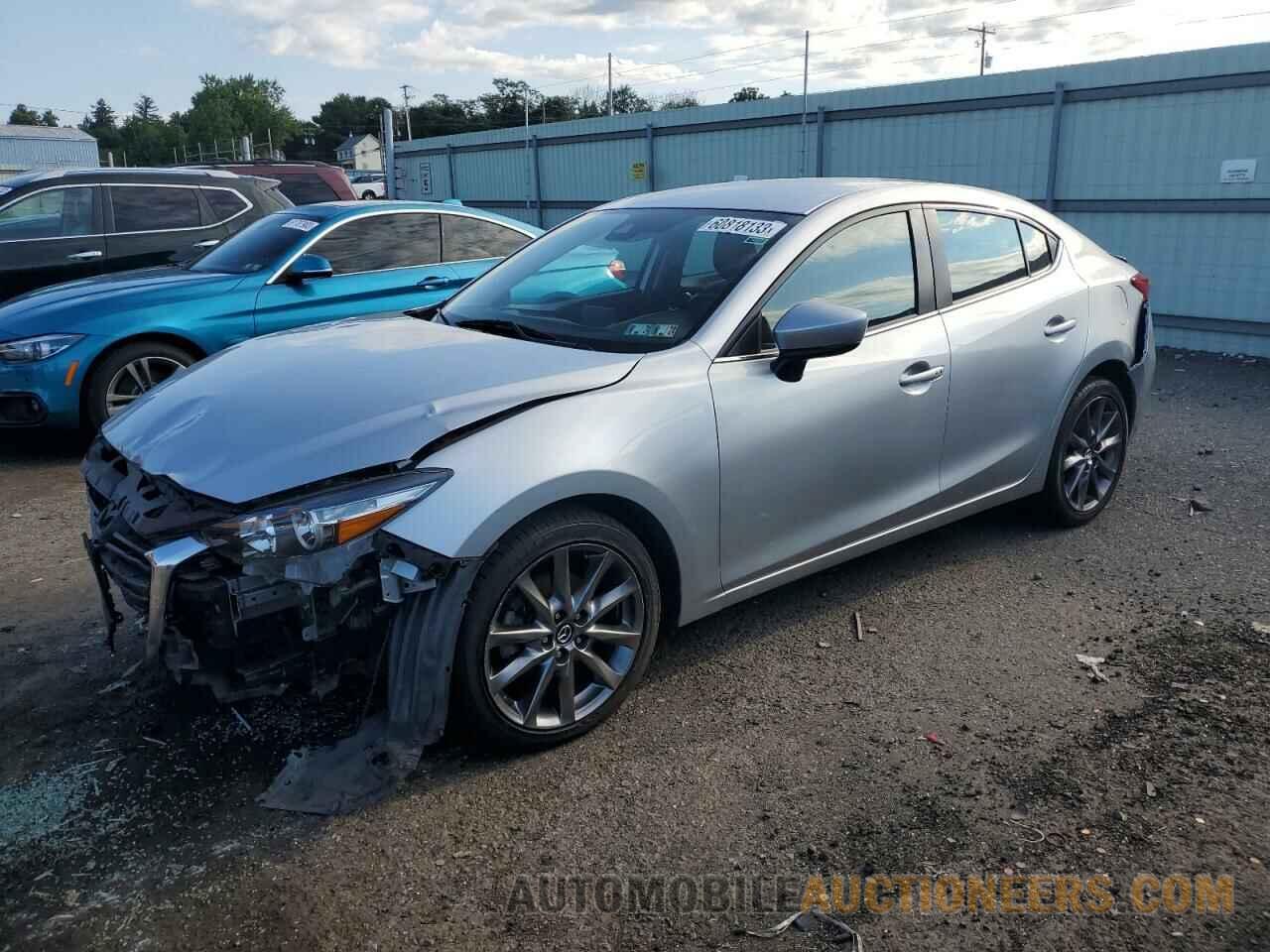 3MZBN1V39JM207405 MAZDA 3 2018