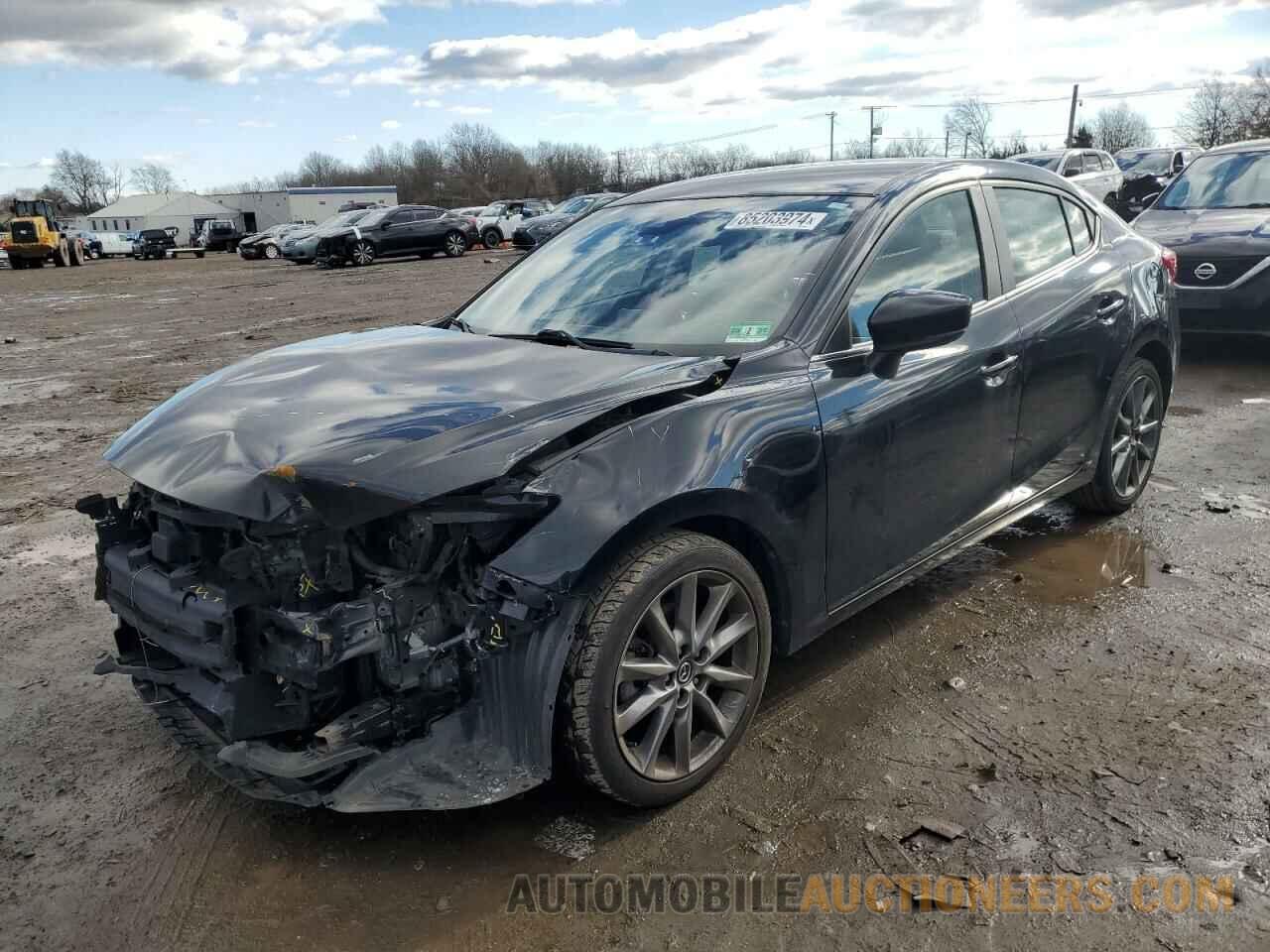 3MZBN1V39JM208490 MAZDA 3 2018