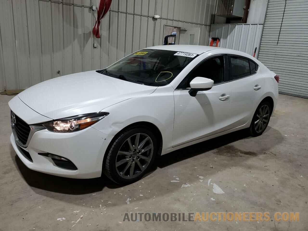 3MZBN1V39JM216105 MAZDA 3 2018