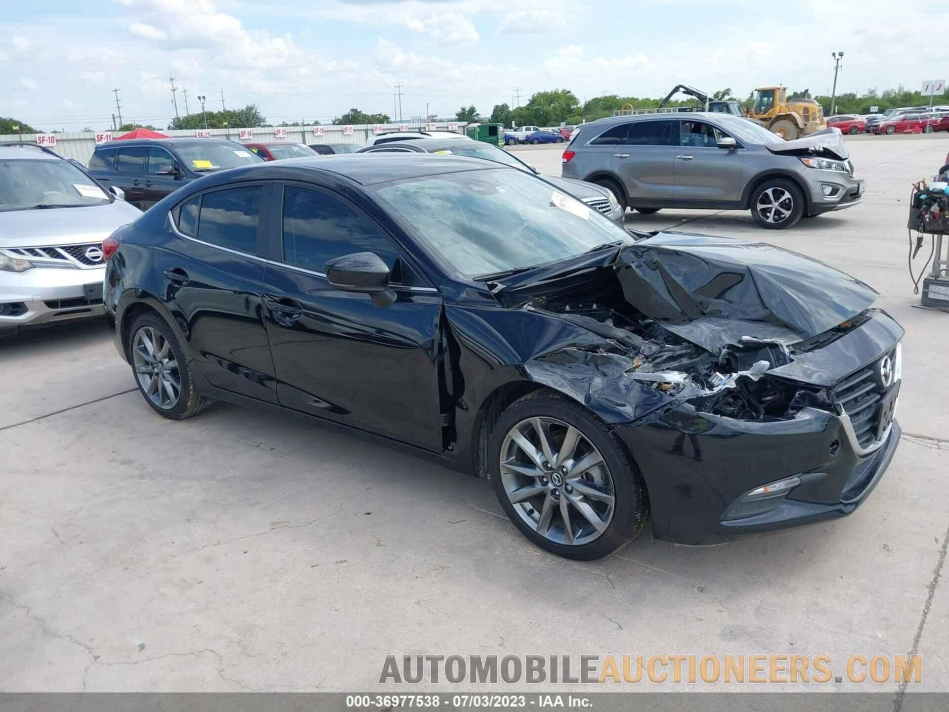 3MZBN1V3XJM160949 MAZDA MAZDA3 4-DOOR 2018