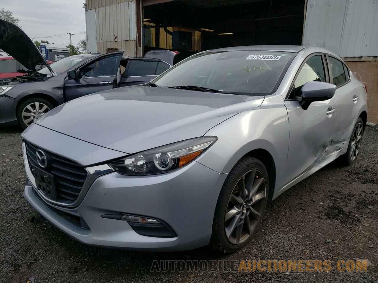 3MZBN1V3XJM180067 MAZDA 3 2018