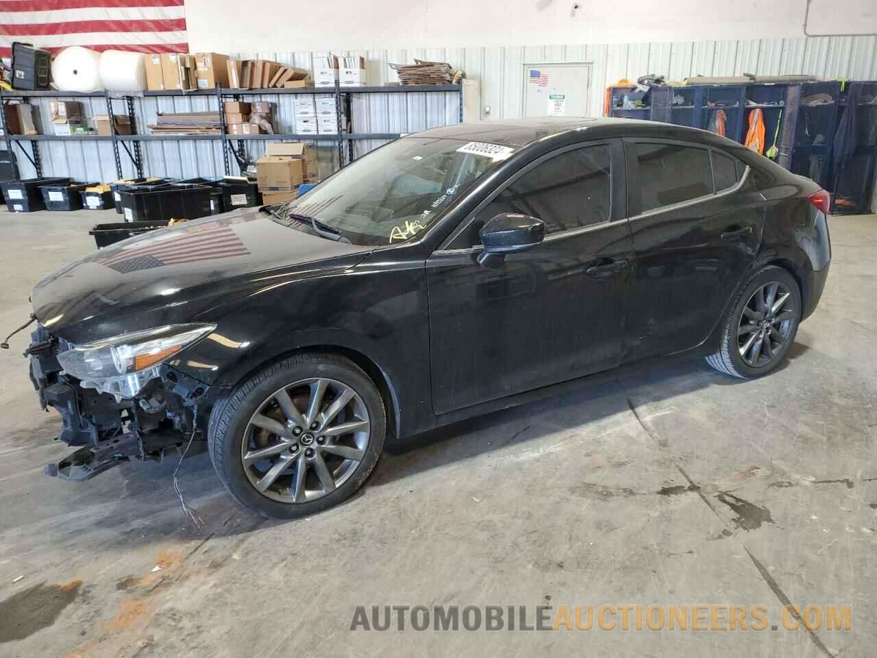 3MZBN1V3XJM215805 MAZDA 3 2018