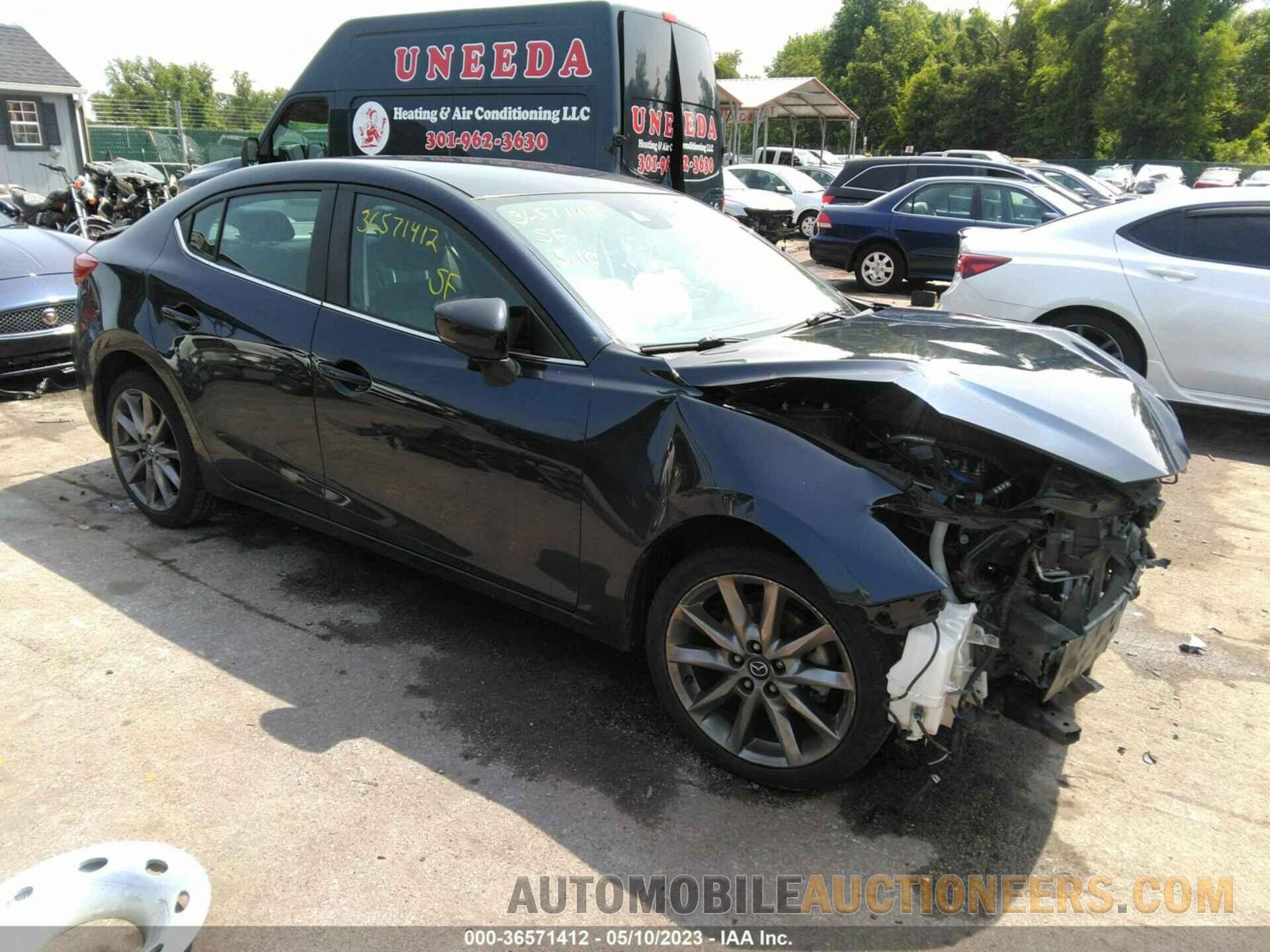 3MZBN1V3XJM268388 MAZDA MAZDA3 4-DOOR 2018