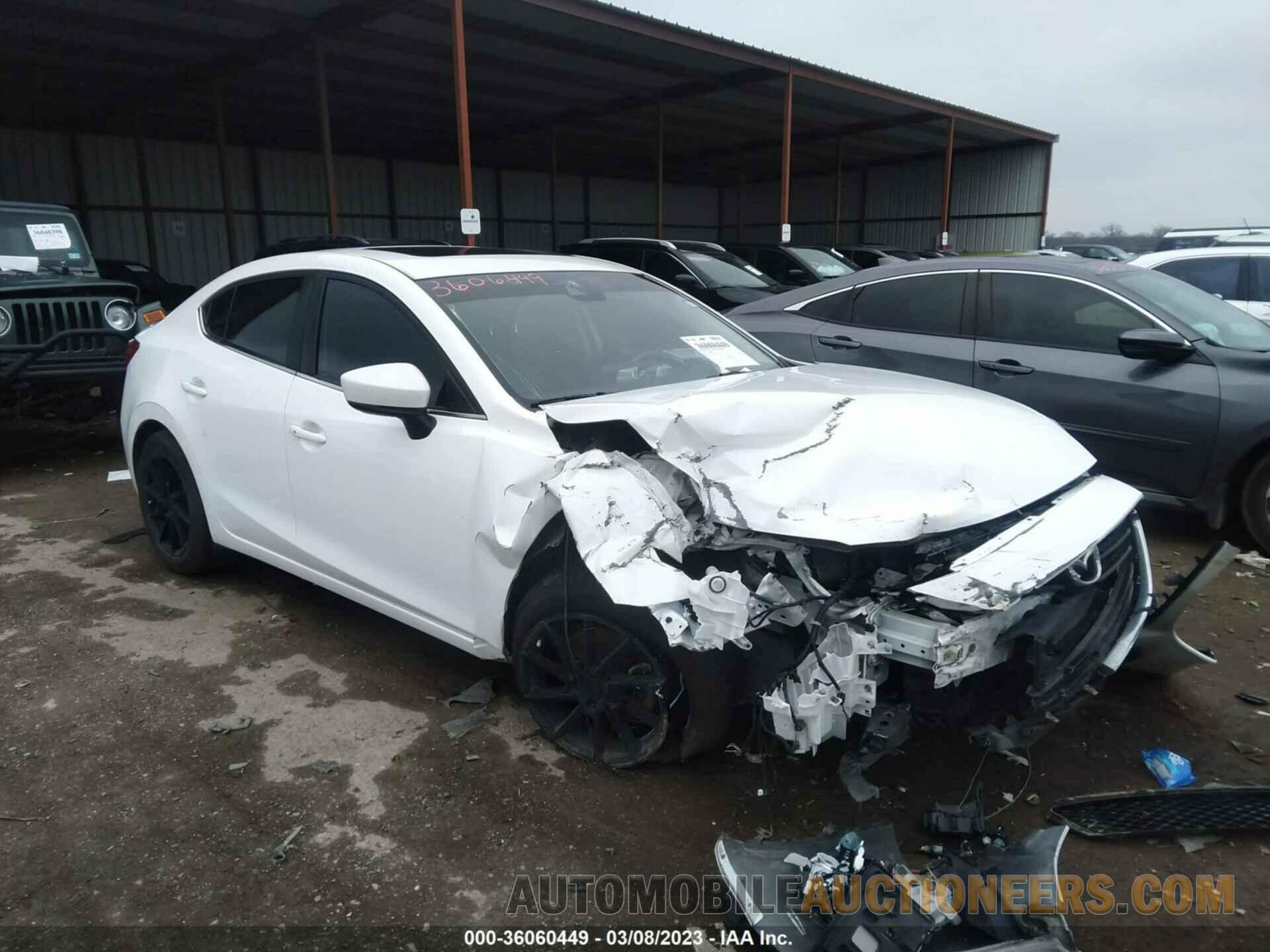 3MZBN1W31JM209986 MAZDA MAZDA3 4-DOOR 2018