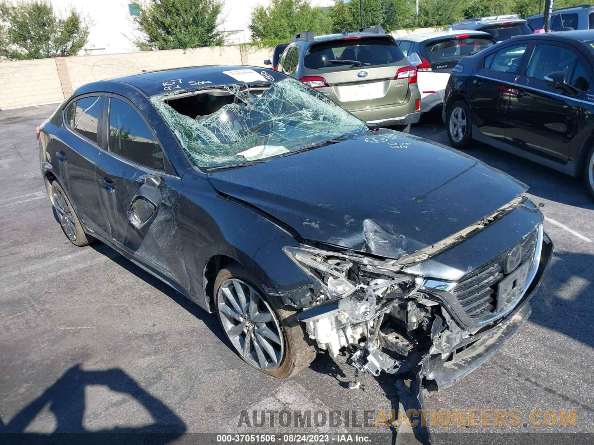 3MZBN1W34JM259474 MAZDA MAZDA3 4-DOOR 2018