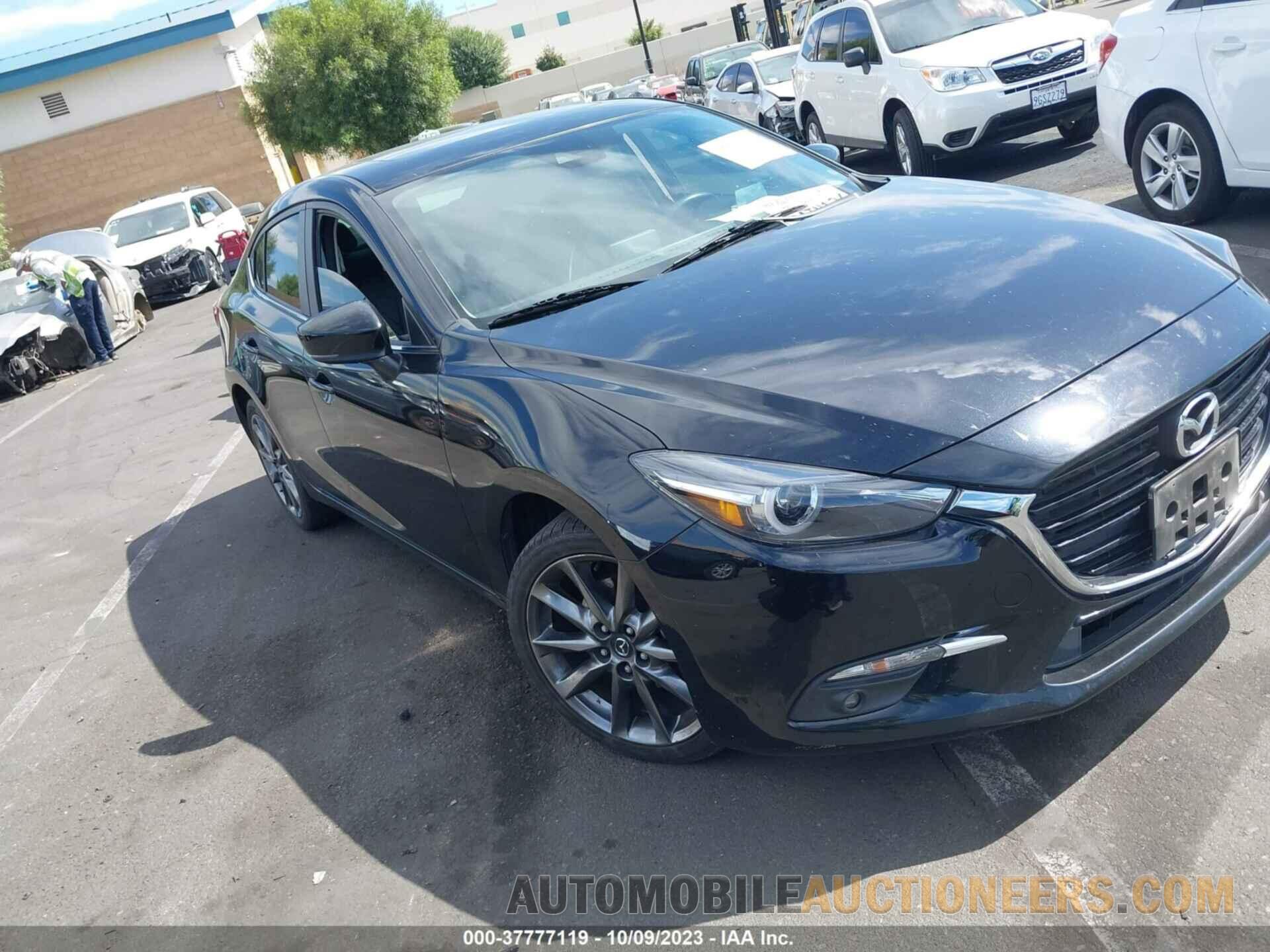 3MZBN1W34JM270782 MAZDA MAZDA3 4-DOOR 2018