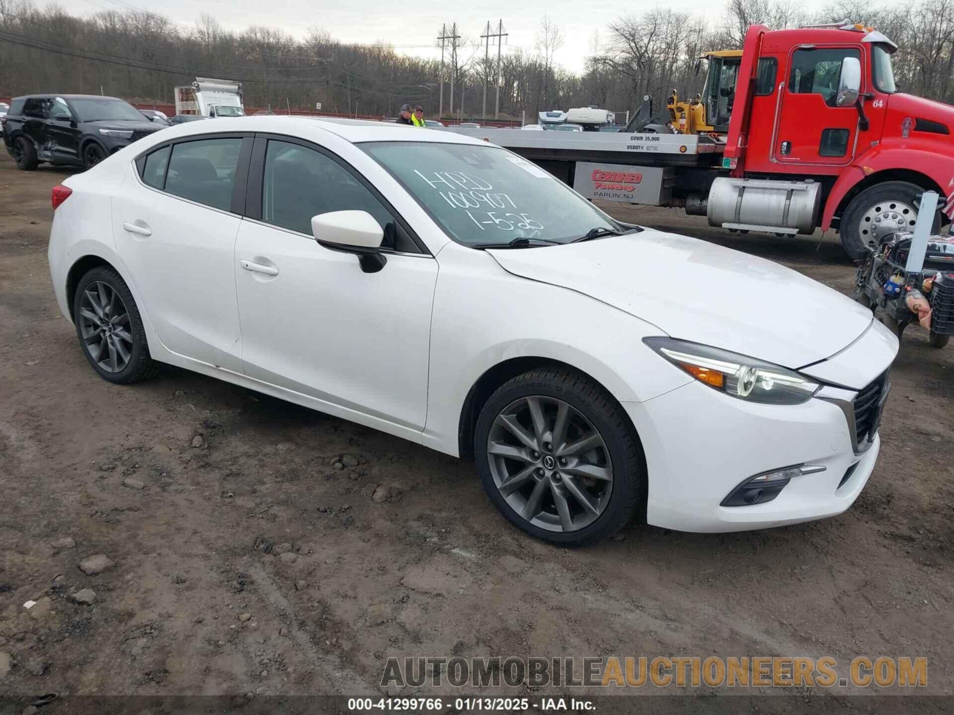 3MZBN1W35JM201728 MAZDA MAZDA3 2018